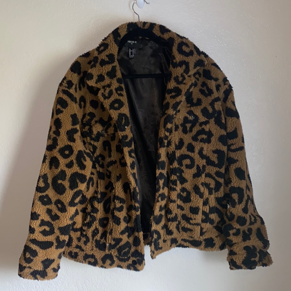 Forever 21 Cheetah Leopard Sherpa Jacket